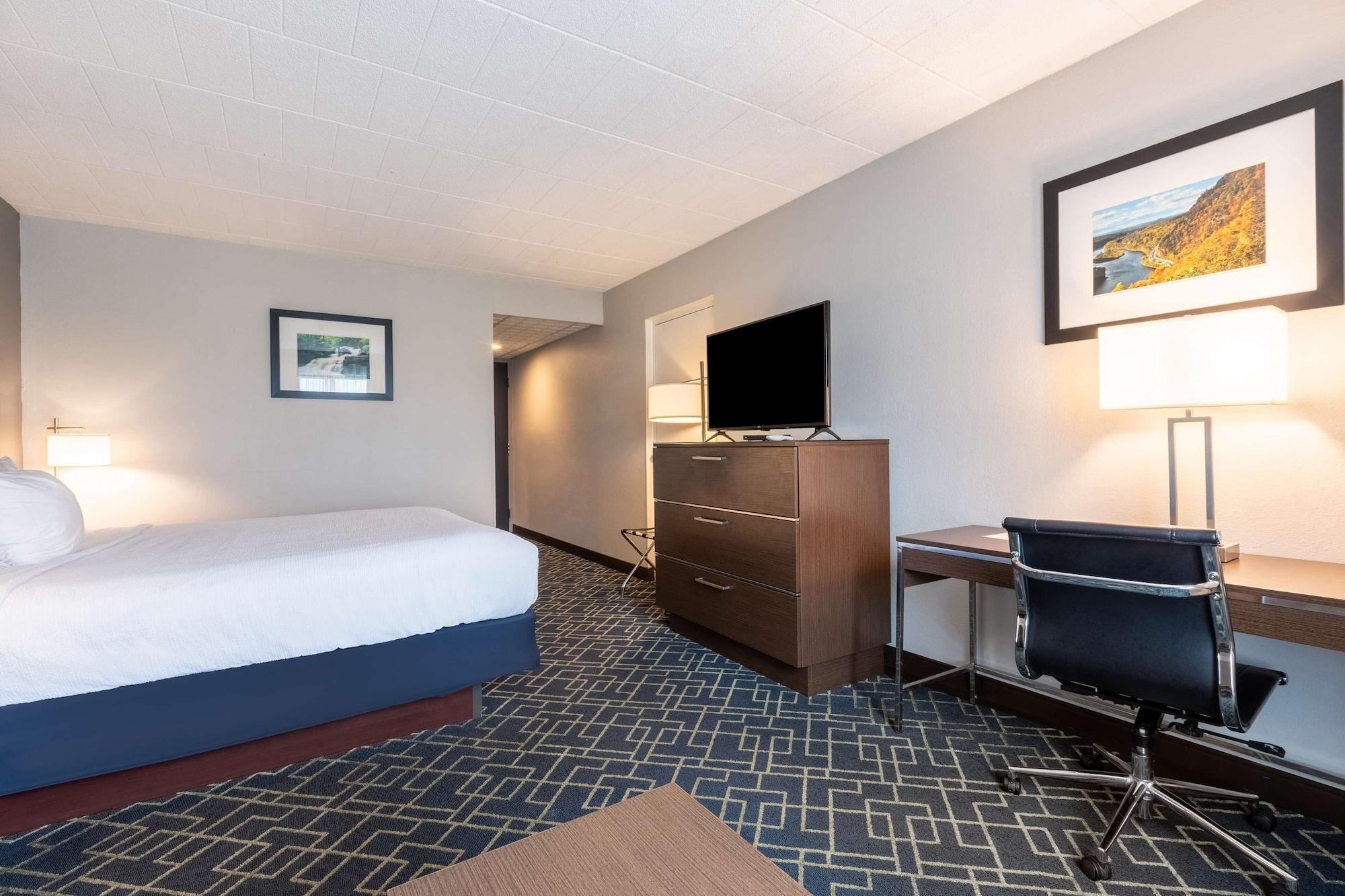Best Western Hunt'S Landing Hotel Matamoras Milford Dış mekan fotoğraf